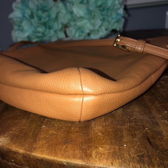 Tory Burch crossbody - Picture 7 of 8